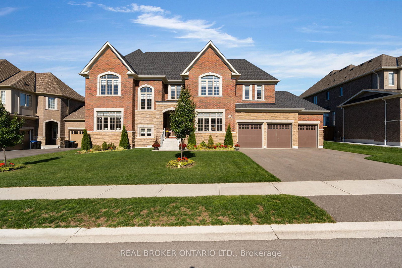 40-jack-crescent-springwater-ontario-s12439686