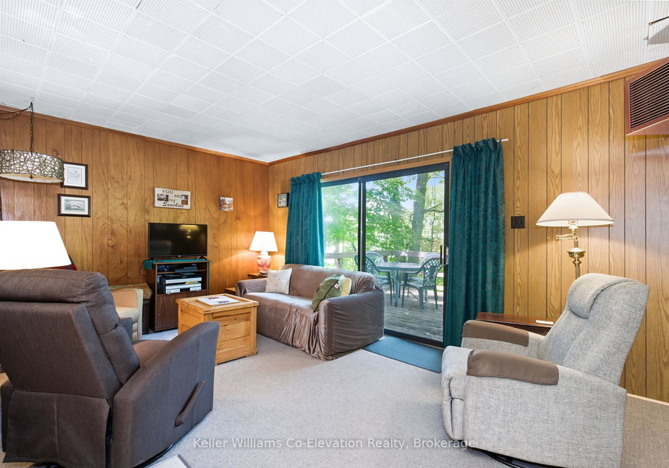3-crossingview-lane-tay-ontario-s12441012