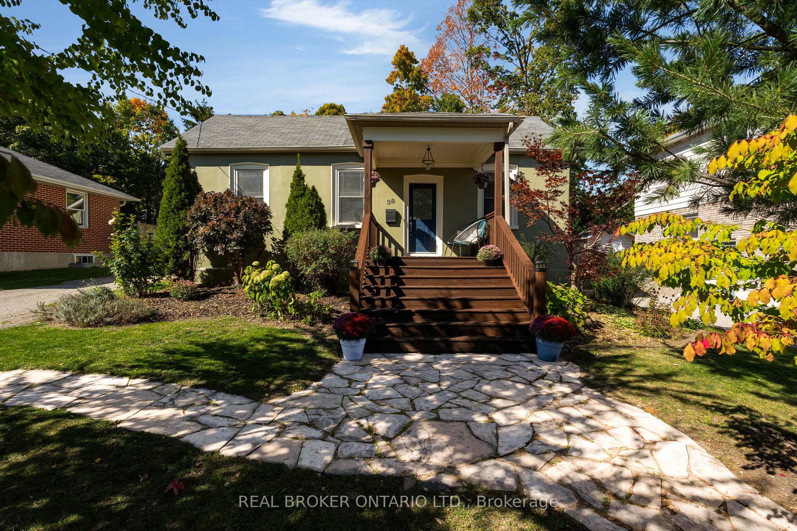 38-e-grove-street-barrie-ontario-s12442228