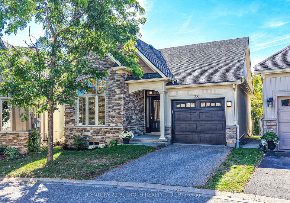 28-canterbury-circle-orillia-ontario-s12442581