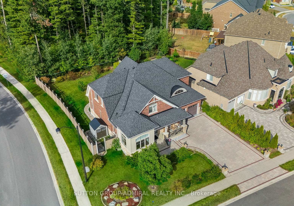 1-redmond-crescent-springwater-ontario-s12444687