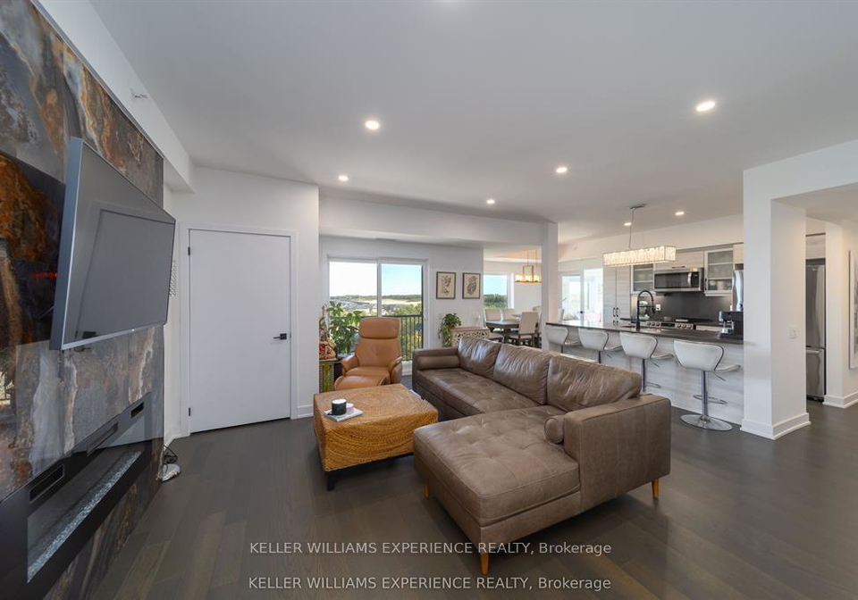 8-culinary-lane-barrie-ontario-s12445334