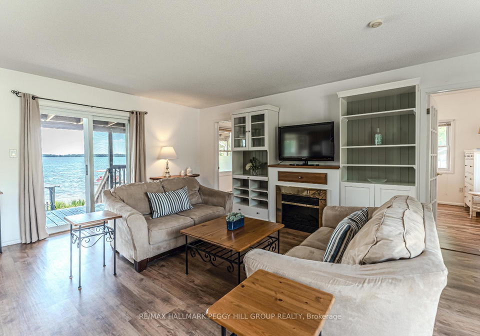 5580-penetanguishene-road-springwater-ontario-s12446249