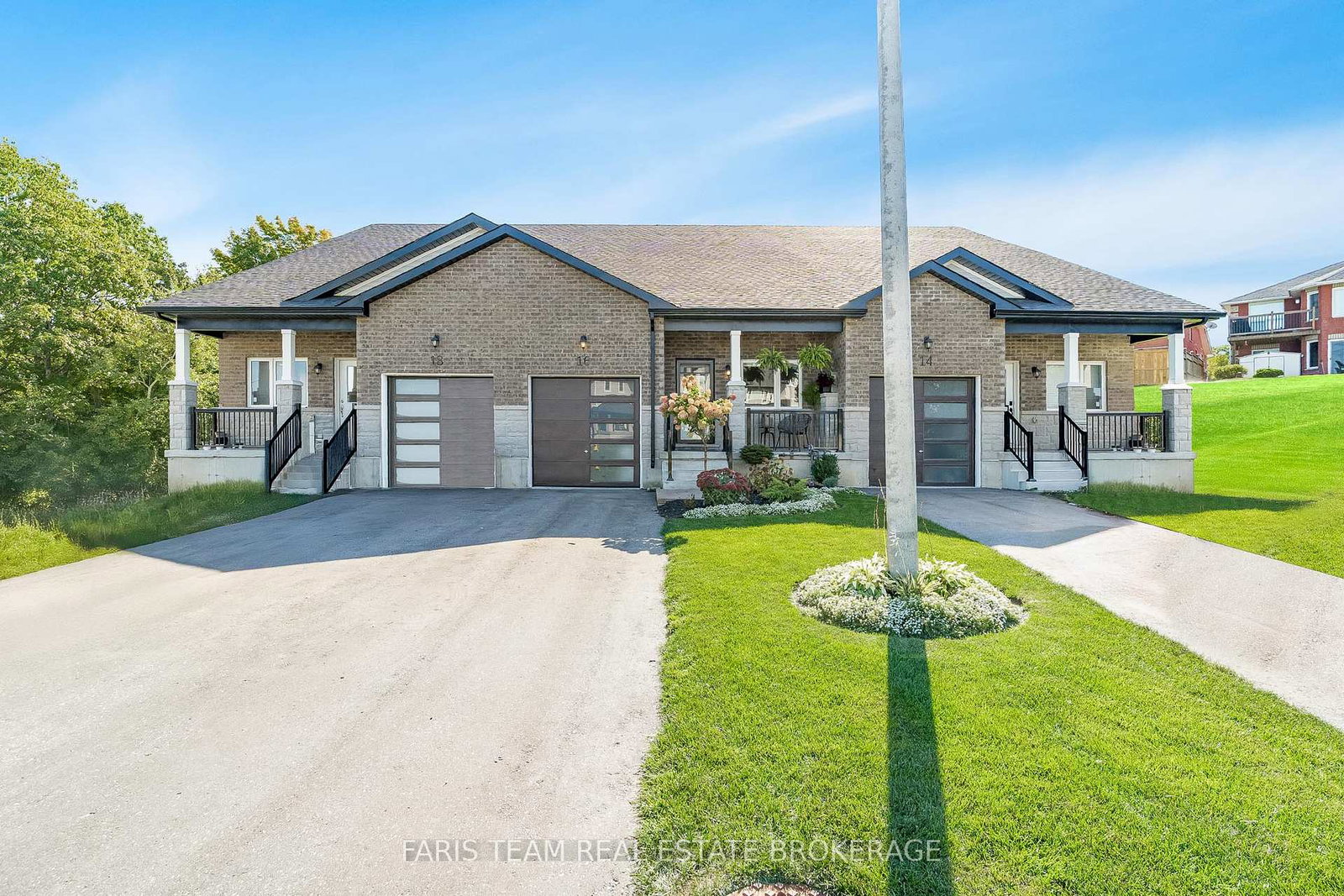 16-lahey-crescent-penetanguishene-ontario-s12446566