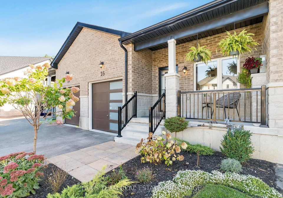 16-lahey-crescent-penetanguishene-ontario-s12446566