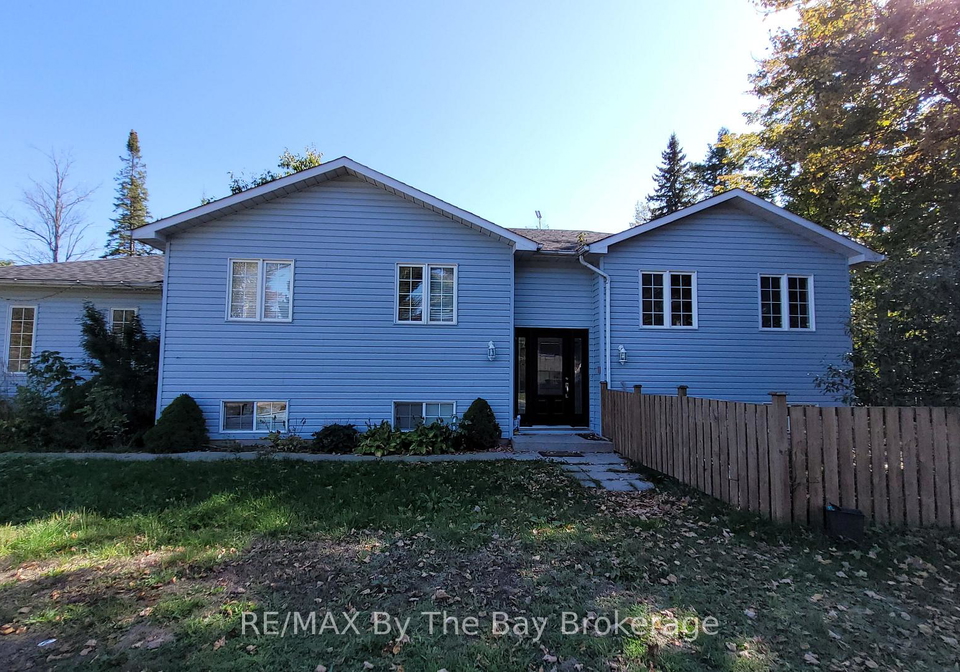 4-61st-street-s-wasaga-beach-ontario-s12448632