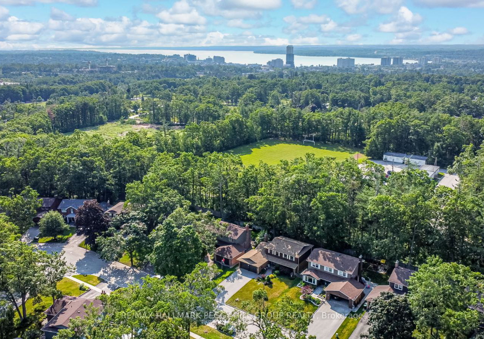 19-oakridge-drive-barrie-ontario-s12448726