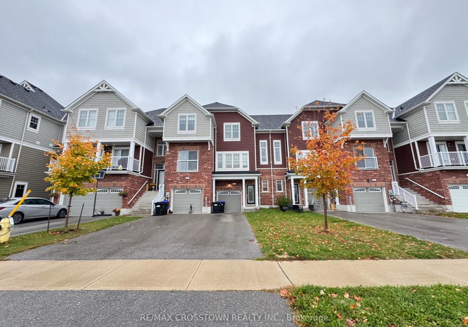 21-shelburne-avenue-wasaga-beach-ontario-s12449092
