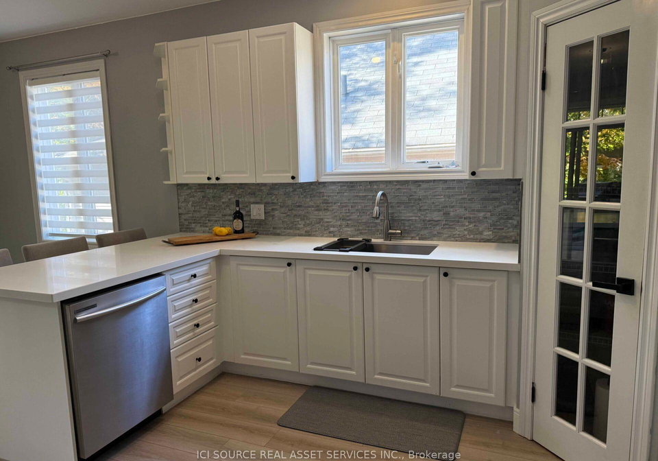 18-oakmont-avenue-oro-medonte-ontario-s12449881