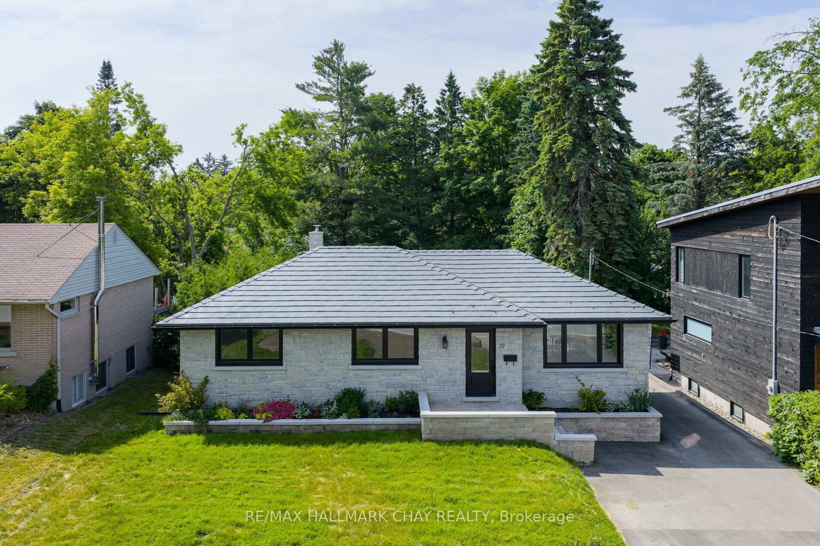 39-eugenia-street-barrie-ontario-s12451258