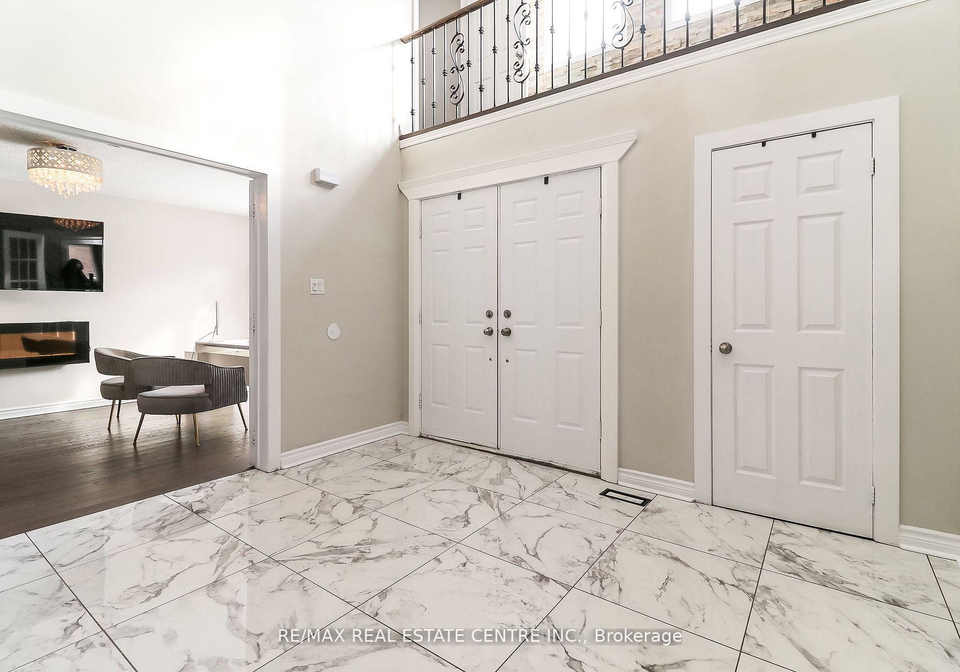 22-meadowlark-road-barrie-ontario-s12454378