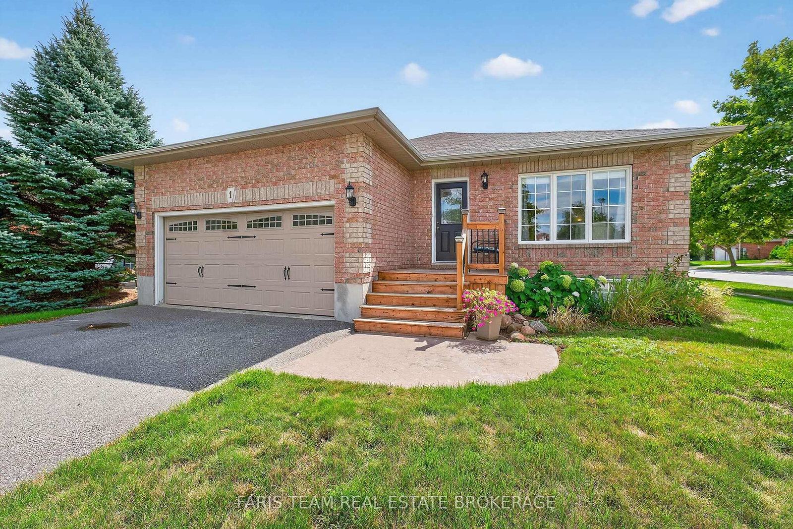 1-touchette-drive-barrie-ontario-s12455041