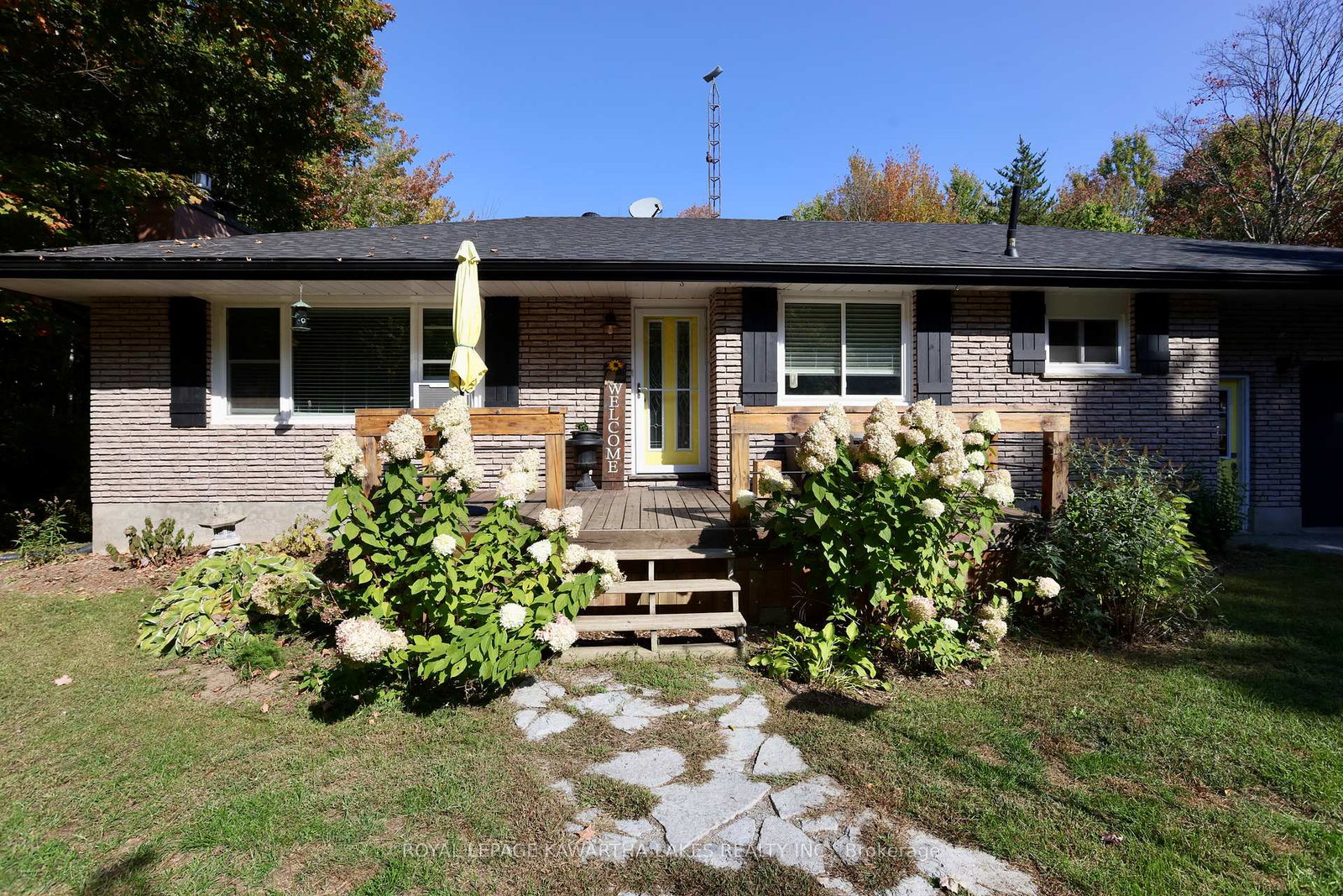 1185-zoschke-drive-penetanguishene-ontario-s12456688
