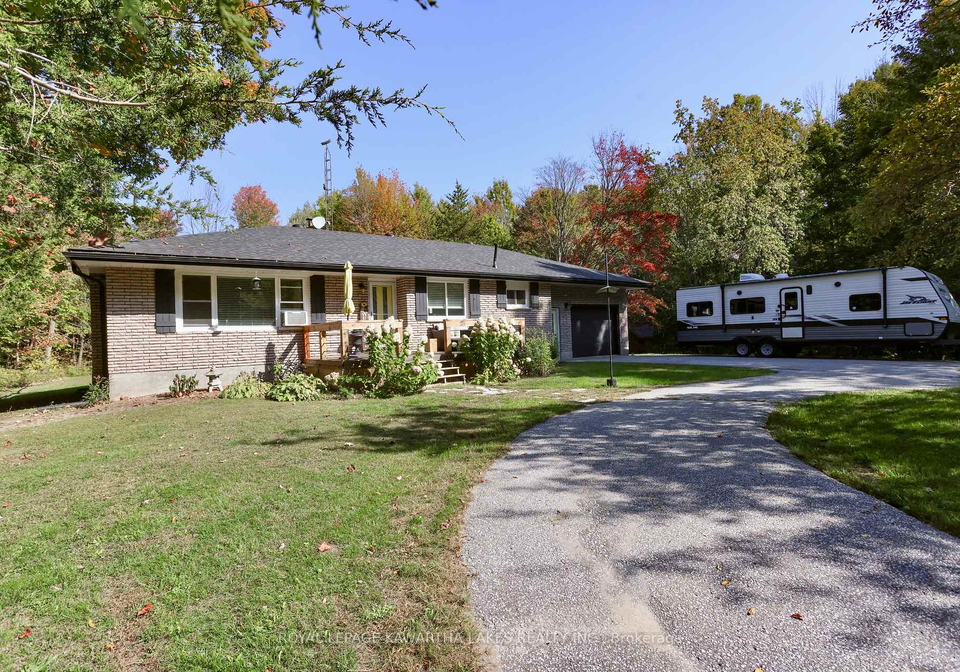 1185-zoschke-drive-penetanguishene-ontario-s12456688
