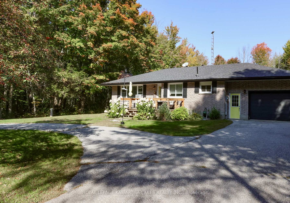 1185-zoschke-drive-penetanguishene-ontario-s12456688