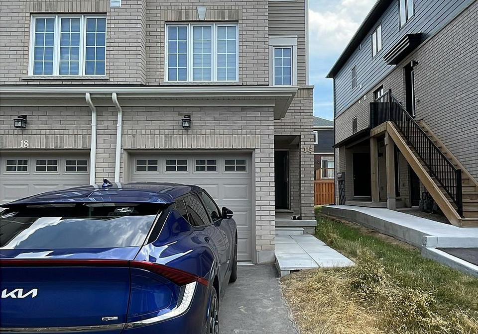16-wagon-lane-barrie-ontario-s12456720