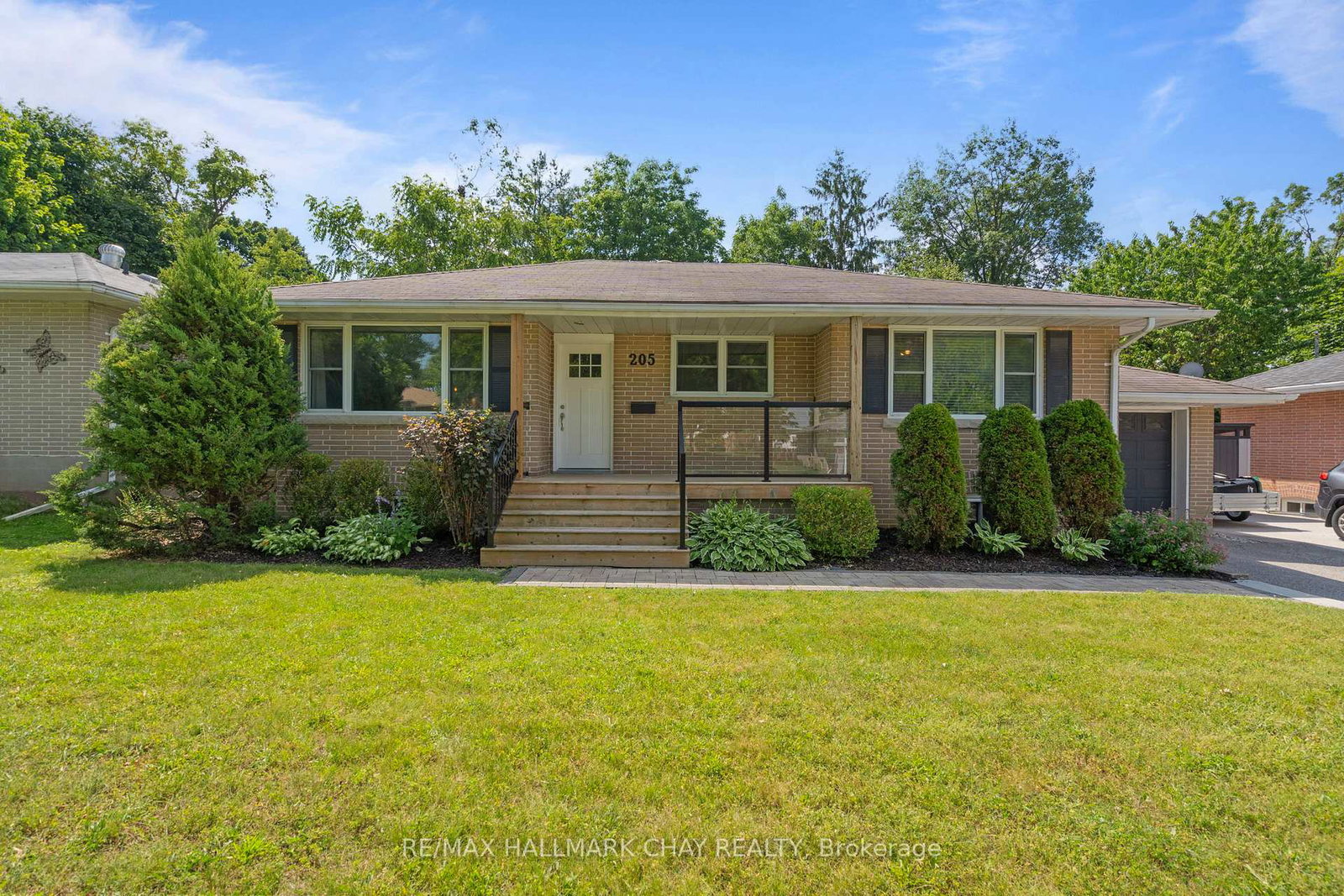 205-wellington-street-e-barrie-ontario-s12456735