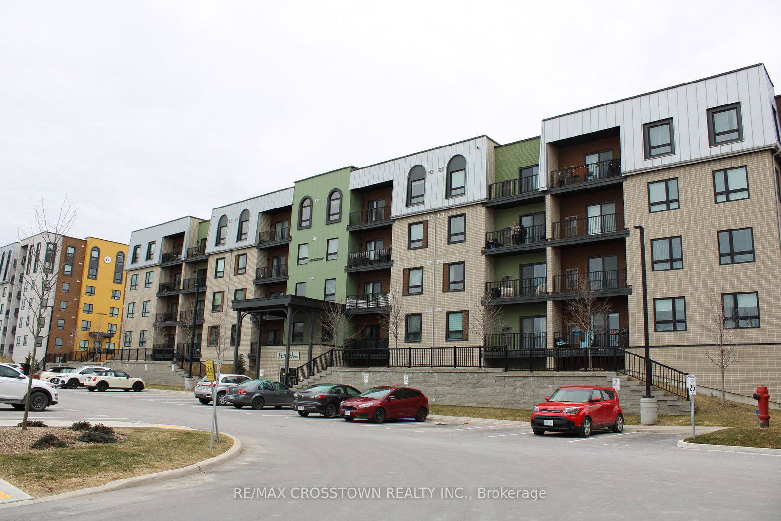6-spice-way-barrie-ontario-s12458657