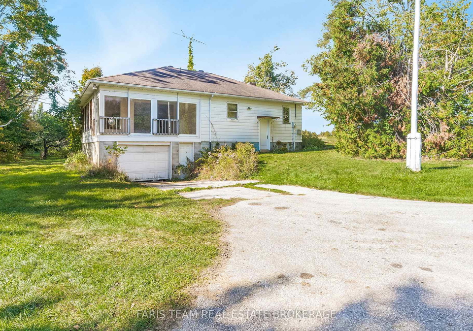 201-ridge-road-w-oro-medonte-ontario-s12463544