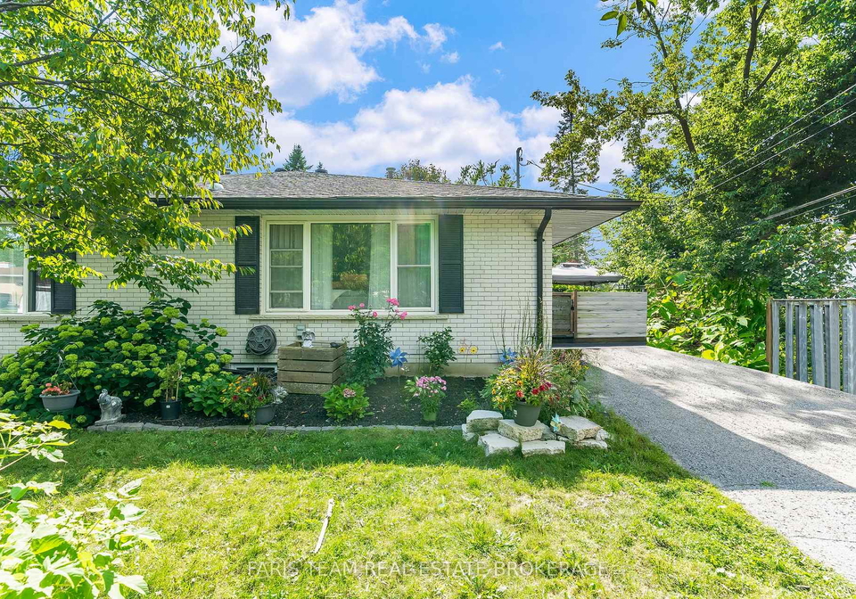 4b-oak-street-barrie-ontario-s12466800