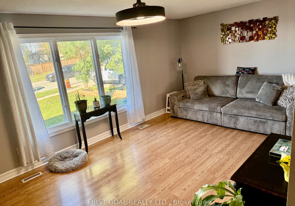 15-little-avenue-barrie-ontario-s12467469