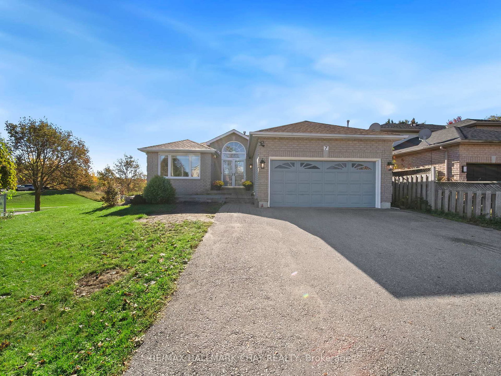 7-assiniboine-drive-barrie-ontario-s12467907