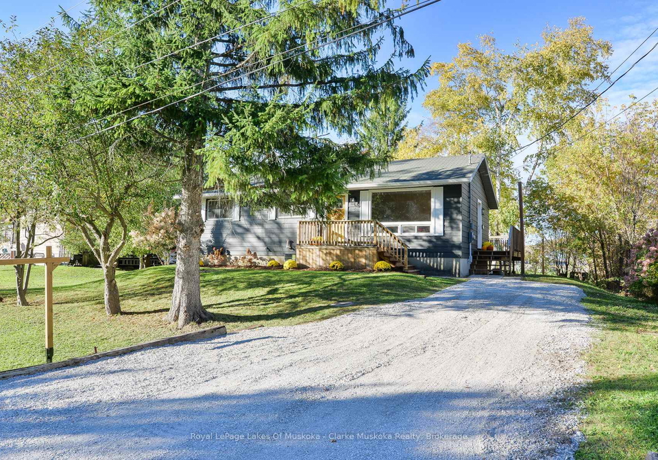 2-sunset-crescent-severn-ontario-s12468472