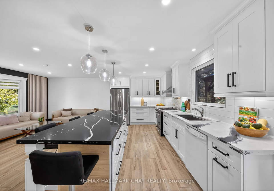 207-merrett-drive-barrie-ontario-s12468736
