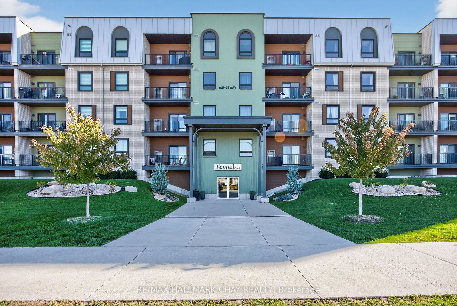 6-spice-way-barrie-ontario-s12469214