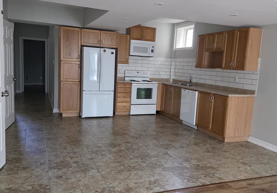329-edgehill-drive-barrie-ontario-s12470750