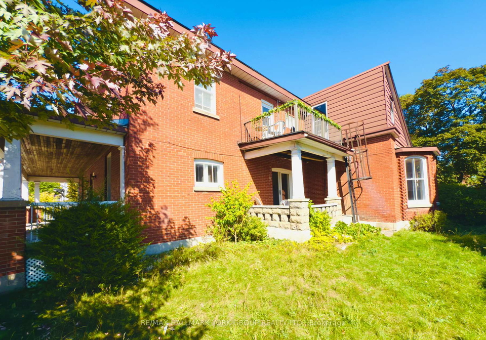 75-toronto-street-barrie-ontario-s12471481
