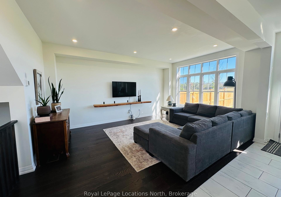 164-union-boulevard-wasaga-beach-ontario-s12471829