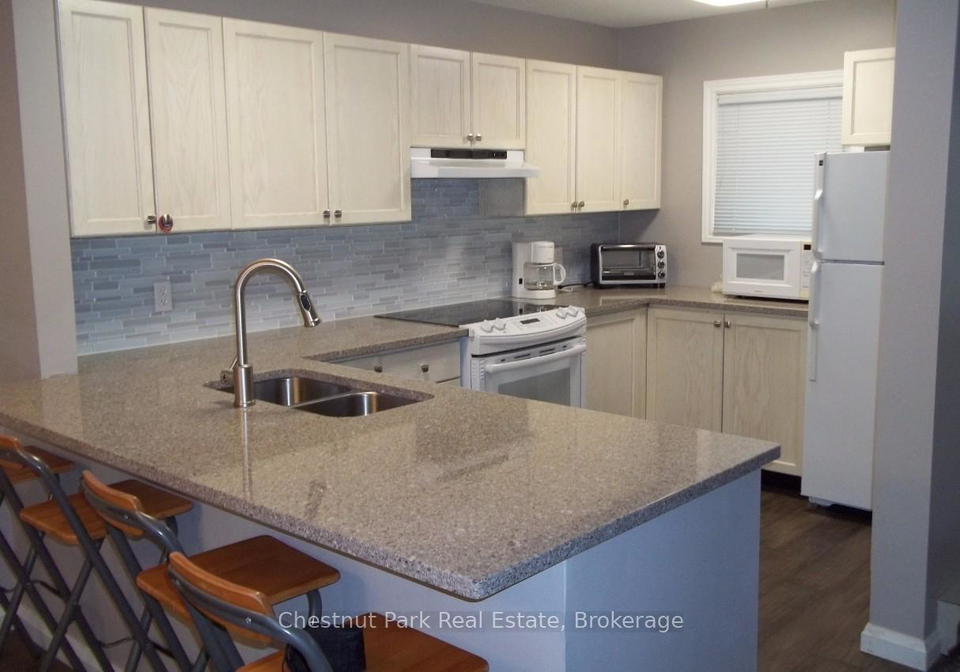 387-mariners-way-collingwood-ontario-s12472232