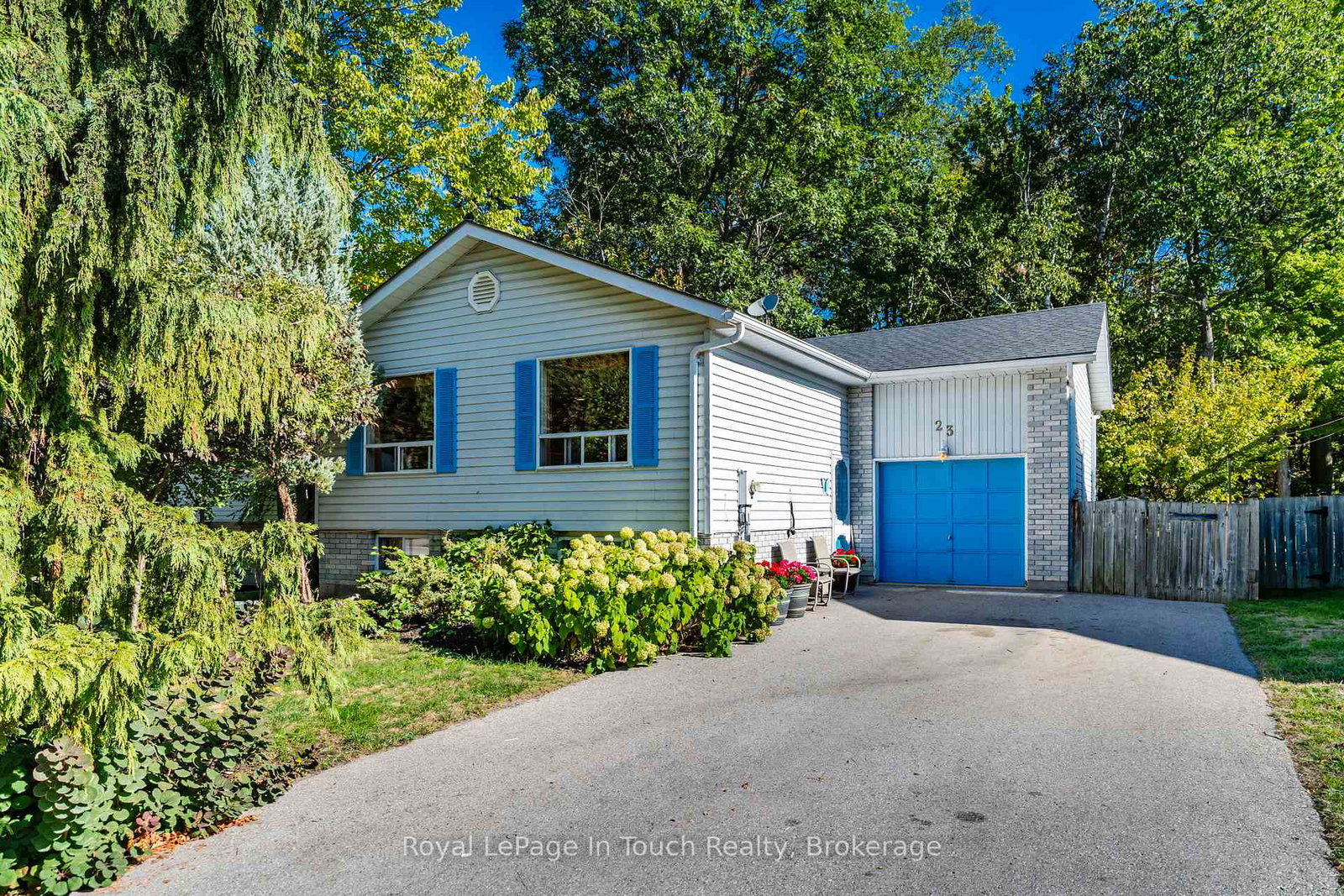 23-caribbean-drive-wasaga-beach-ontario-s12472674
