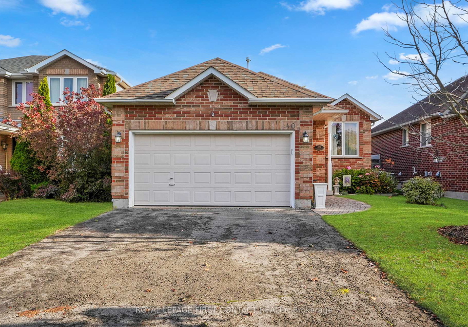 40-felt-crescent-barrie-ontario-s12473053