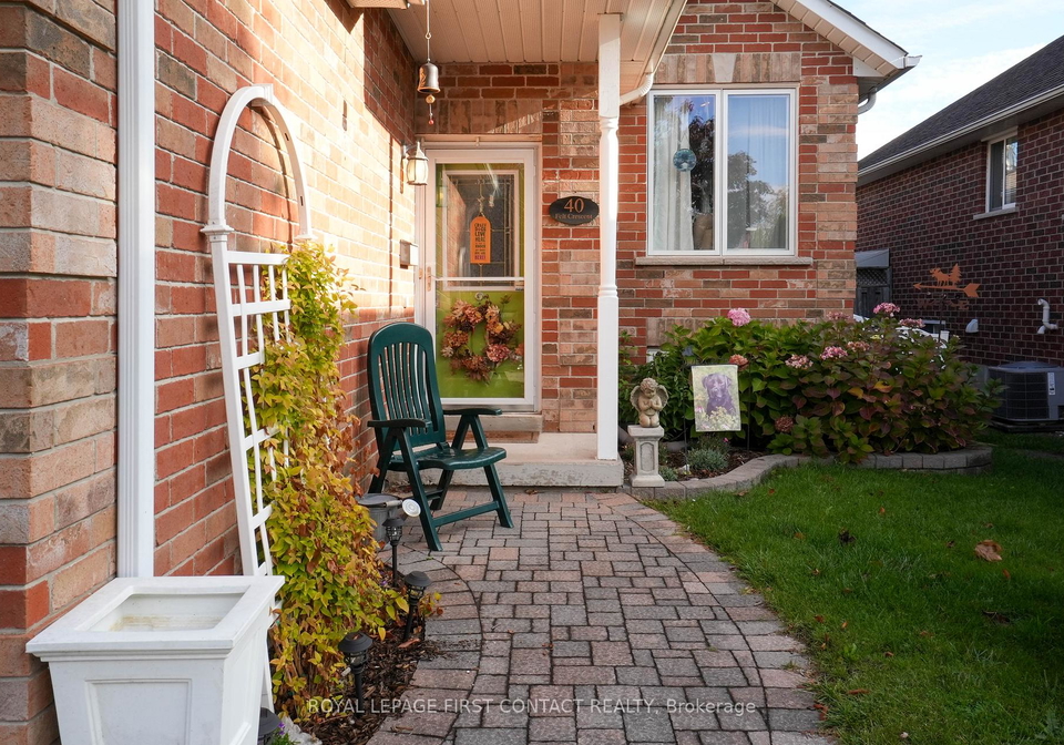 40-felt-crescent-barrie-ontario-s12473053