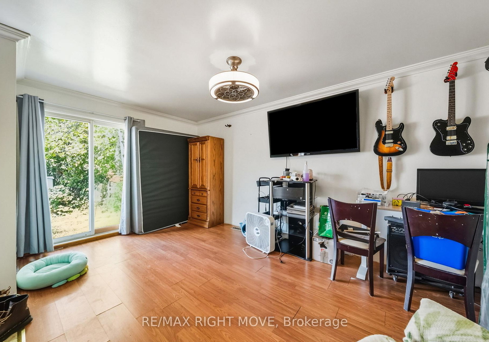 122-elgin-street-orillia-ontario-s12475095