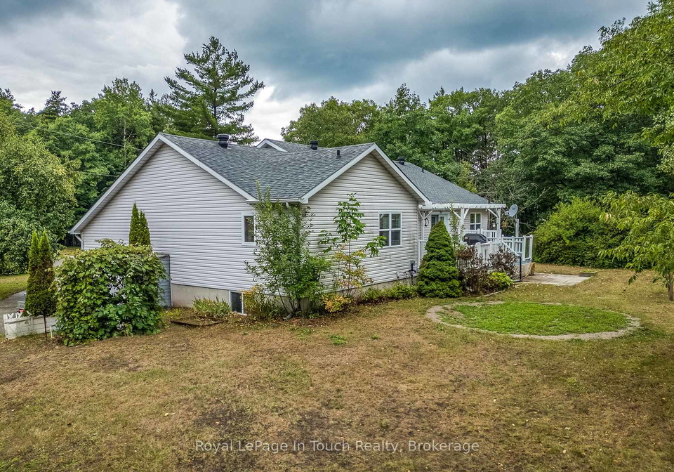 59-stocco-circle-tiny-ontario-s12476073