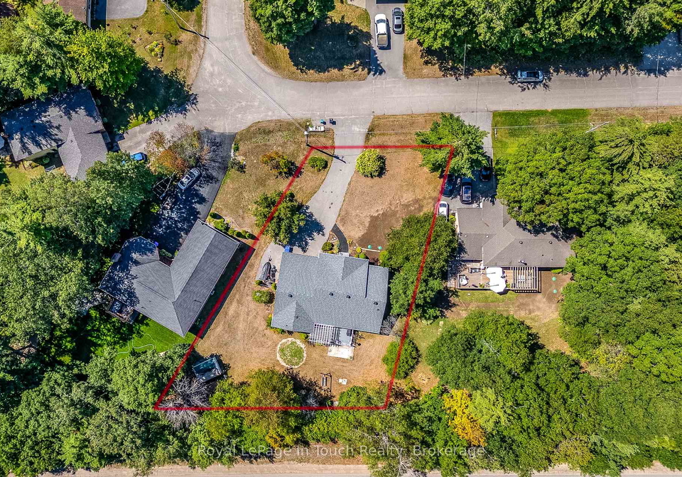 59-stocco-circle-tiny-ontario-s12476073