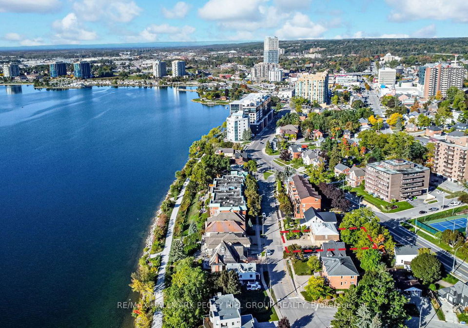 36-kempenfelt-drive-barrie-ontario-s12478095