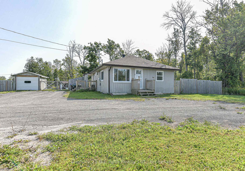 8441-11-highway-severn-ontario-s12478850