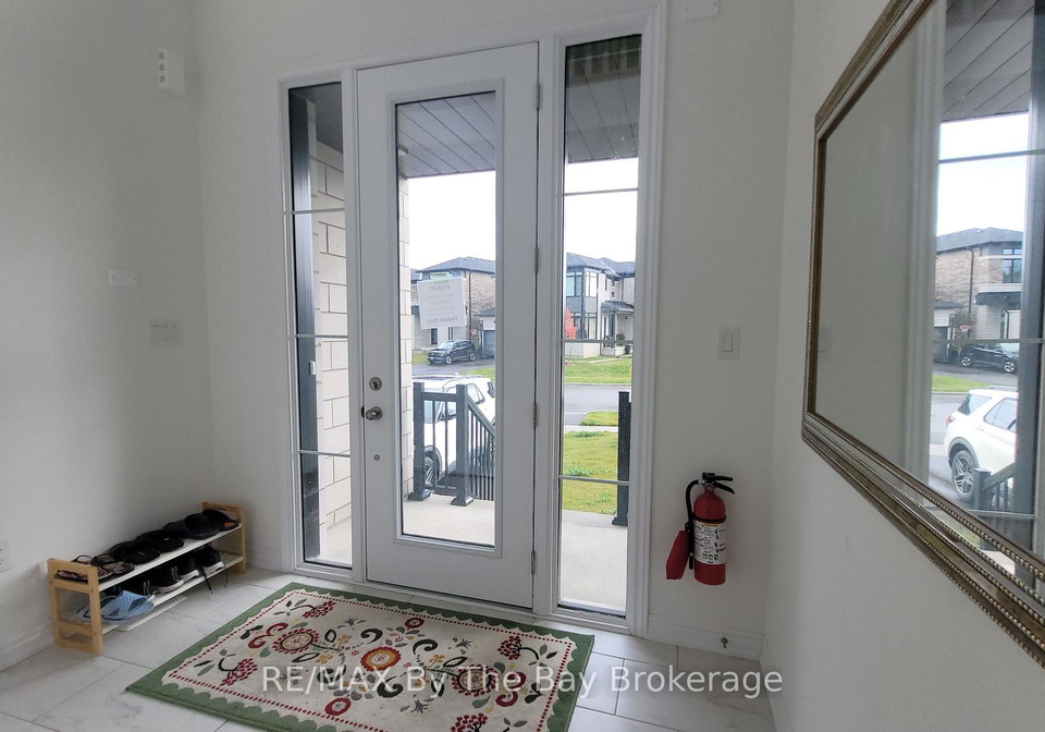 172-rosanne-circle-wasaga-beach-ontario-s12478851