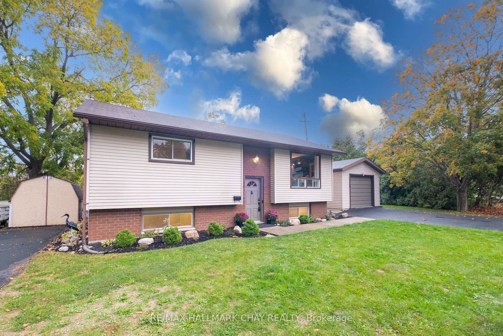 8-first-street-orillia-ontario-s12479077