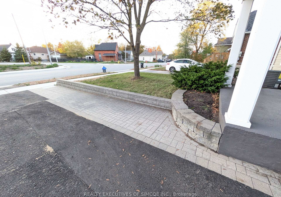 127-innisfil-street-barrie-ontario-s12479278