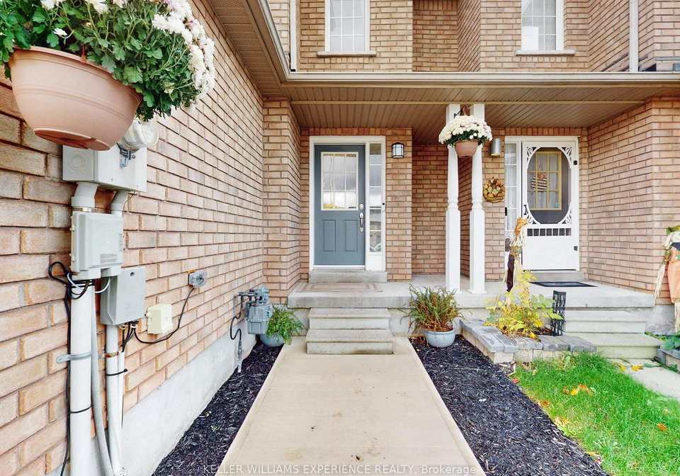 31-gross-drive-barrie-ontario-s12479961