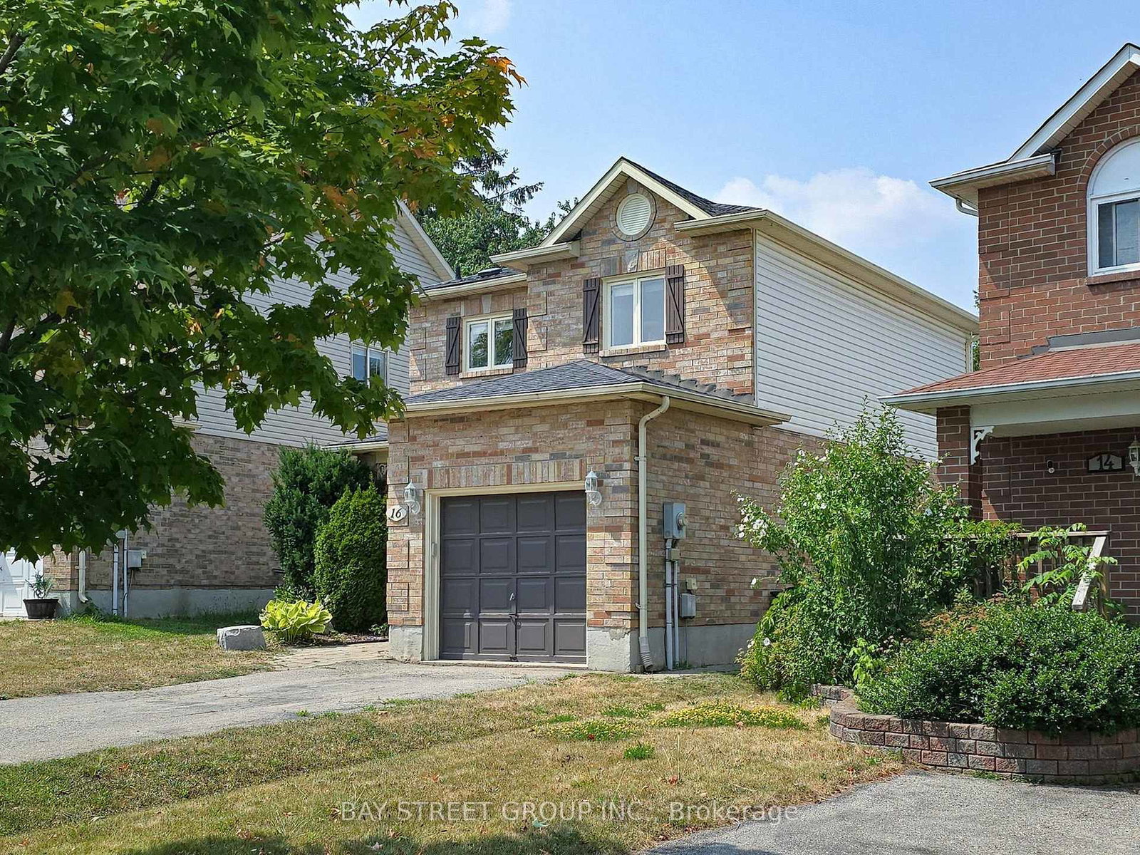 16-bates-court-barrie-ontario-s12482538