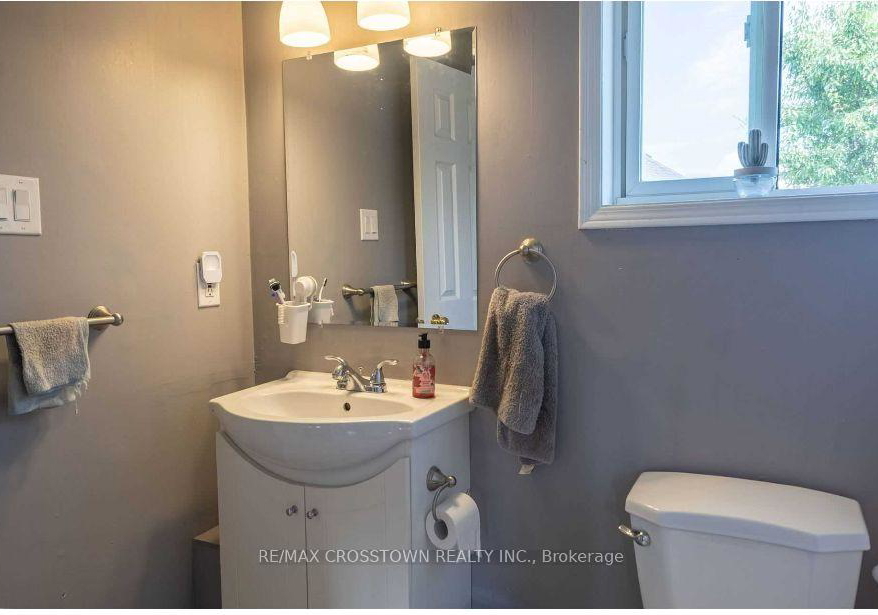 34-willow-drive-barrie-ontario-s12483267