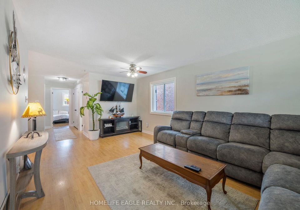 15-brown-wood-drive-barrie-ontario-s12484329