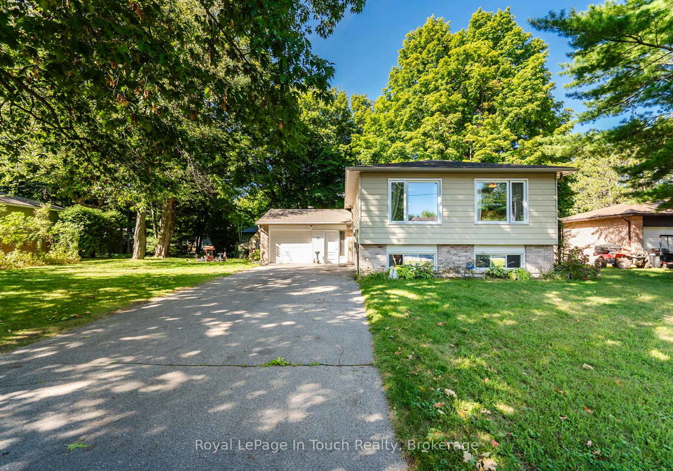 35-dorcas-avenue-tiny-ontario-s12484579