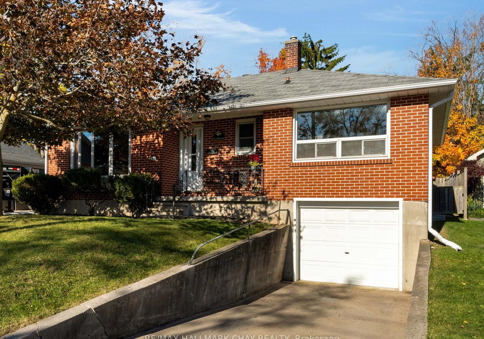 36-grove-street-e-barrie-ontario-s12486553